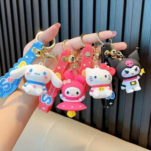 #K505 Sanrio 3D PVC Keychain, Backpack Clip Charm - Hello Kitty - My Melody - Picture 2 of 2